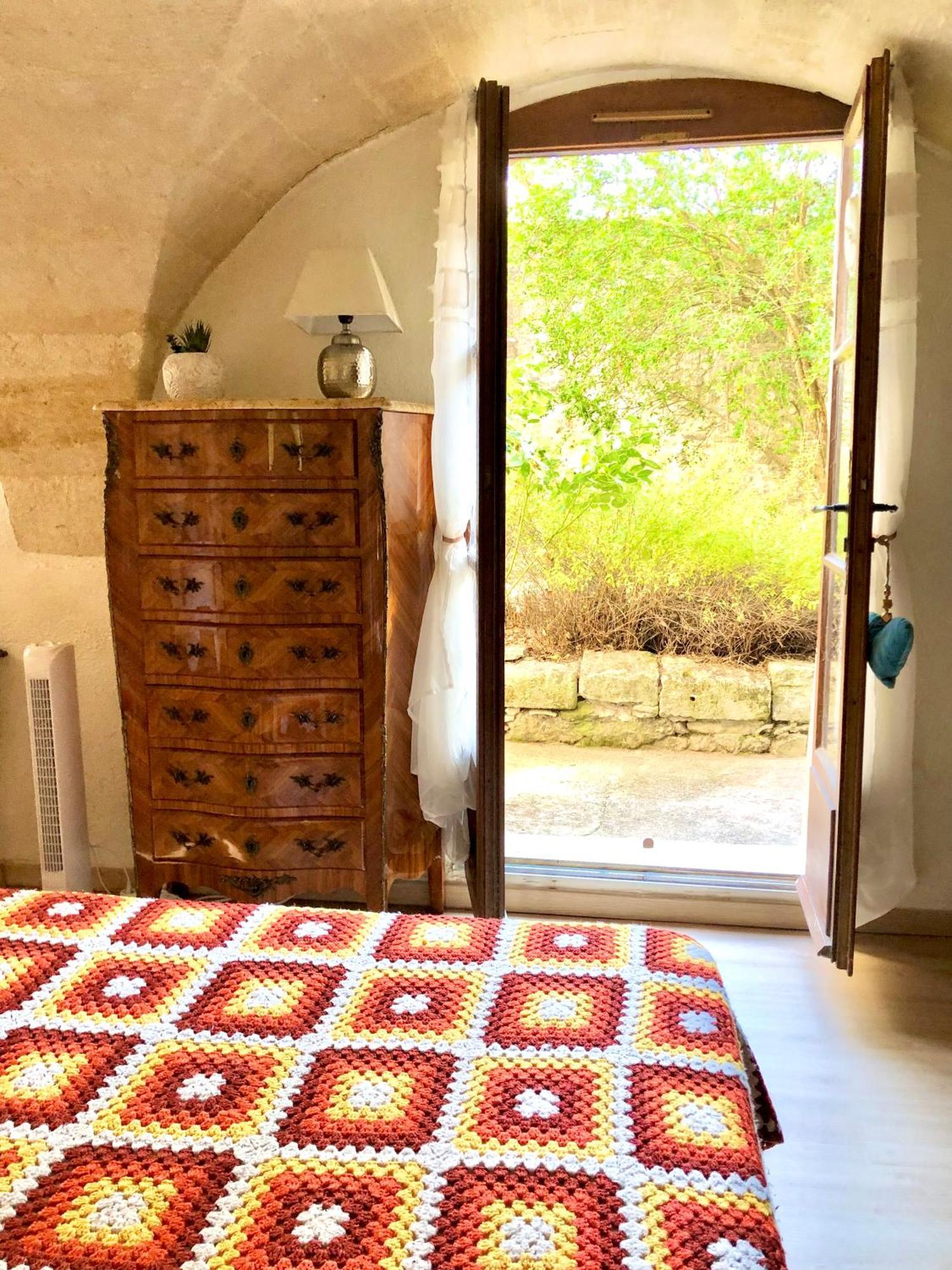 Petit Loft Sur Jardin En Centre-Ville Uzès Екстериор снимка